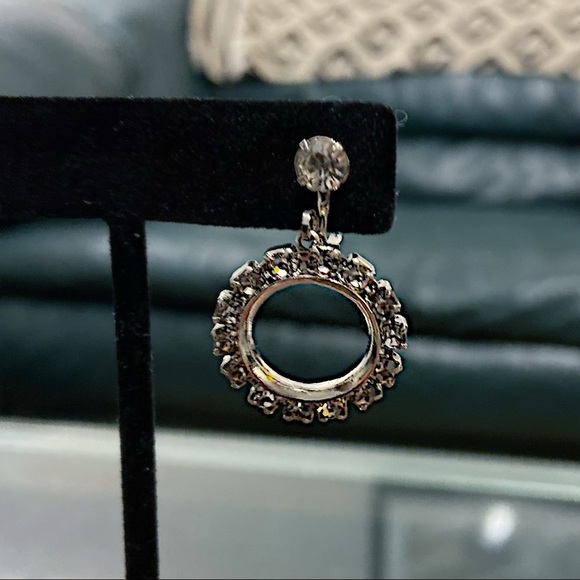 Vintage Rhinestone Round Earrings - Picture 4 of 4